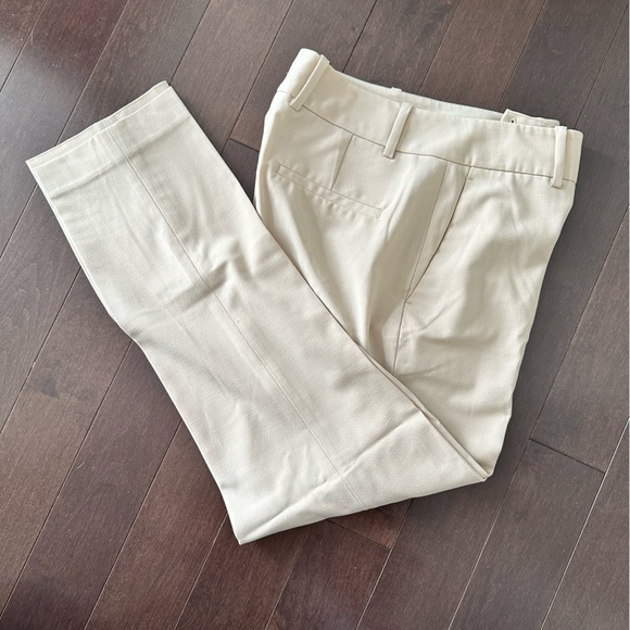Simons Contemporaine Women’s Ankle Pants, Size 2, Colour Sand - Picture 9 of 12